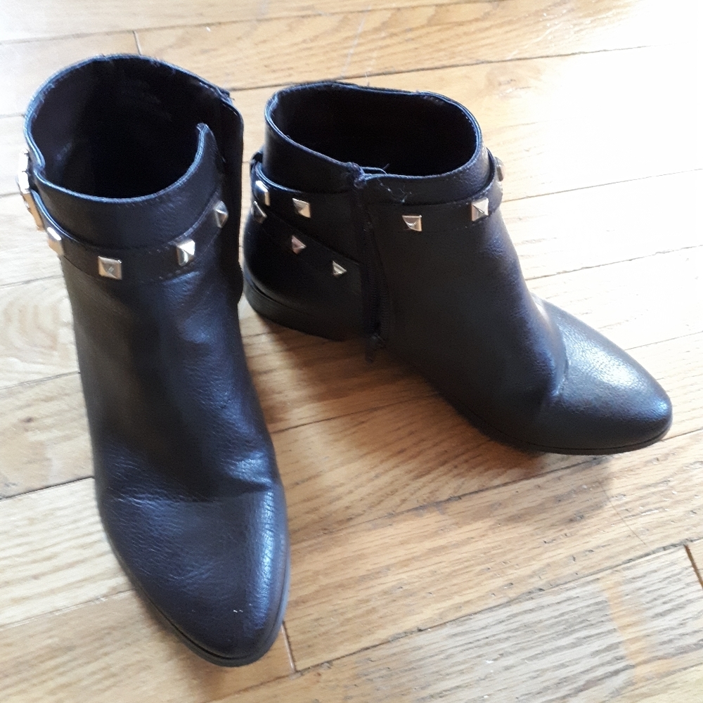 Brown boots